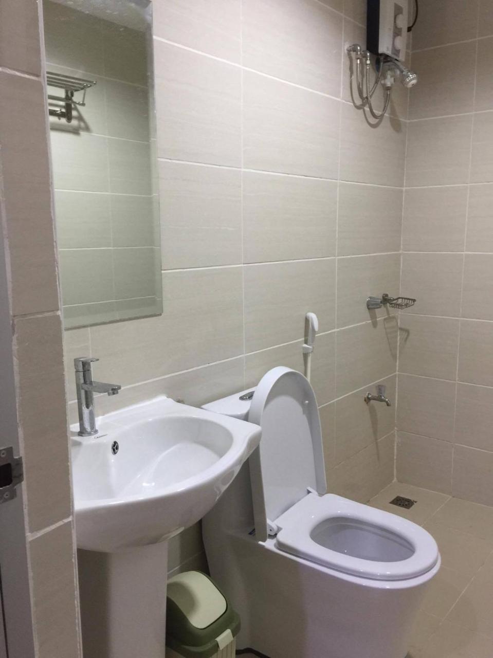 Meaco Royal Hotel - Lipa Lipa City Ngoại thất bức ảnh