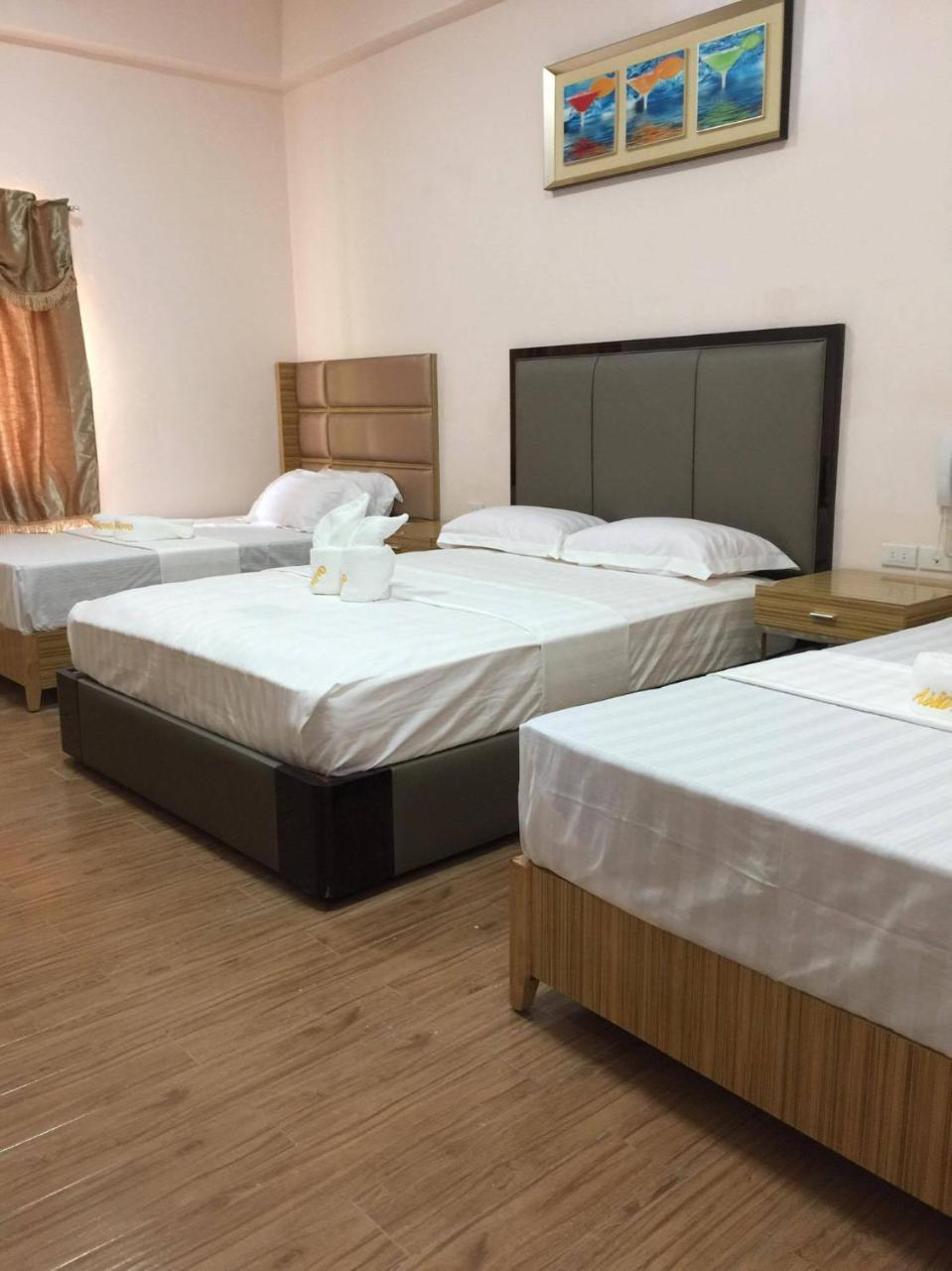 Meaco Royal Hotel - Lipa Lipa City Ngoại thất bức ảnh